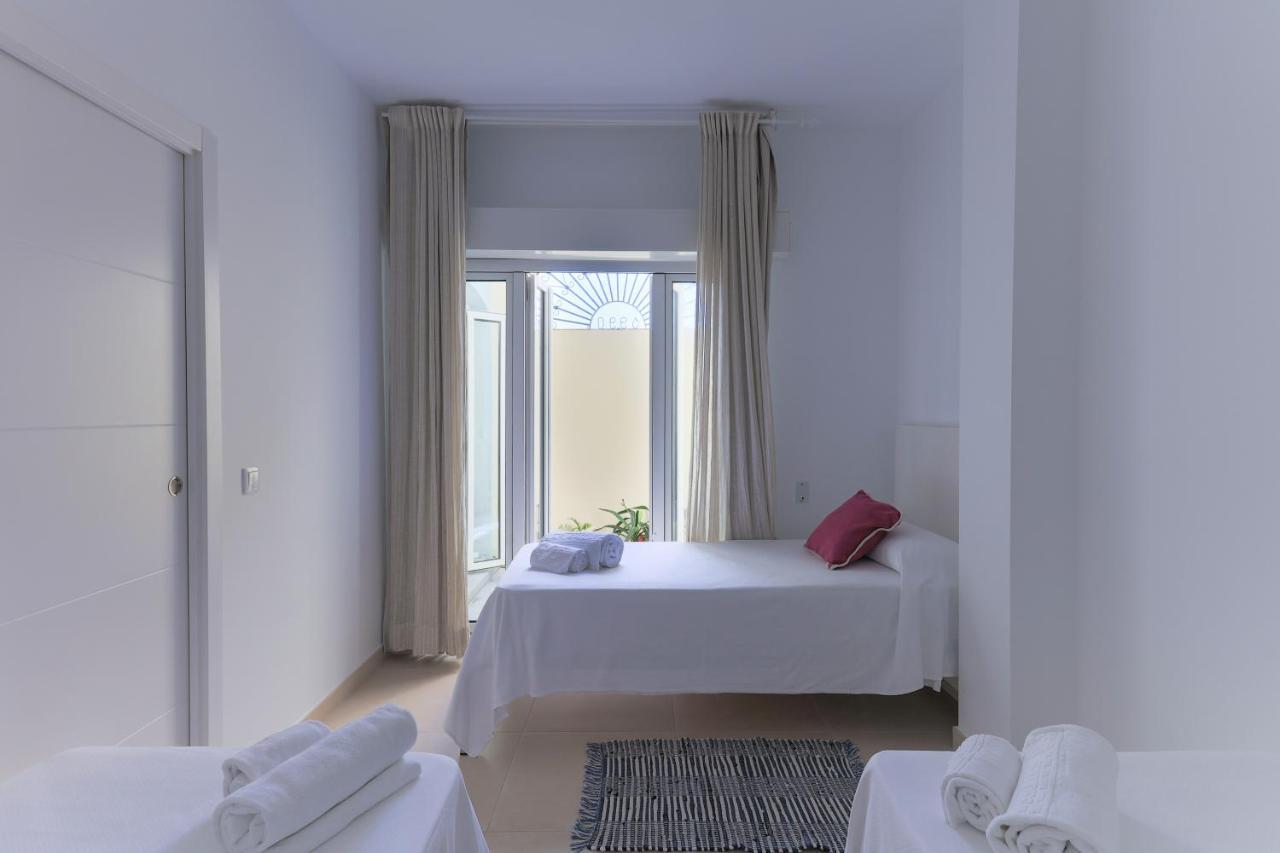Apartamentos Homing Puerto Sherry El Puerto de Santa María Exterior foto